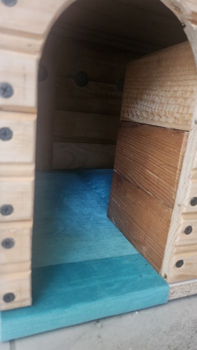 Дървена къща за куче малка порода