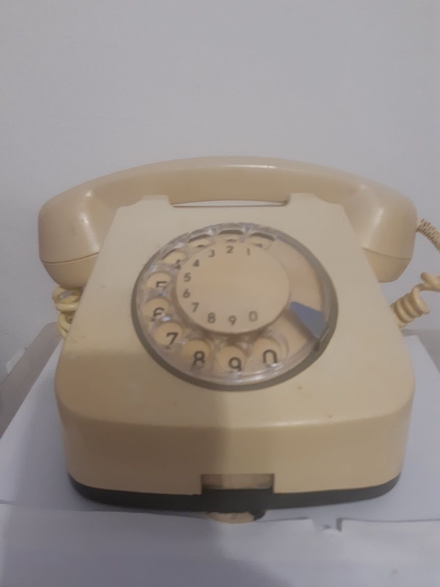Telefon vintage de colectie