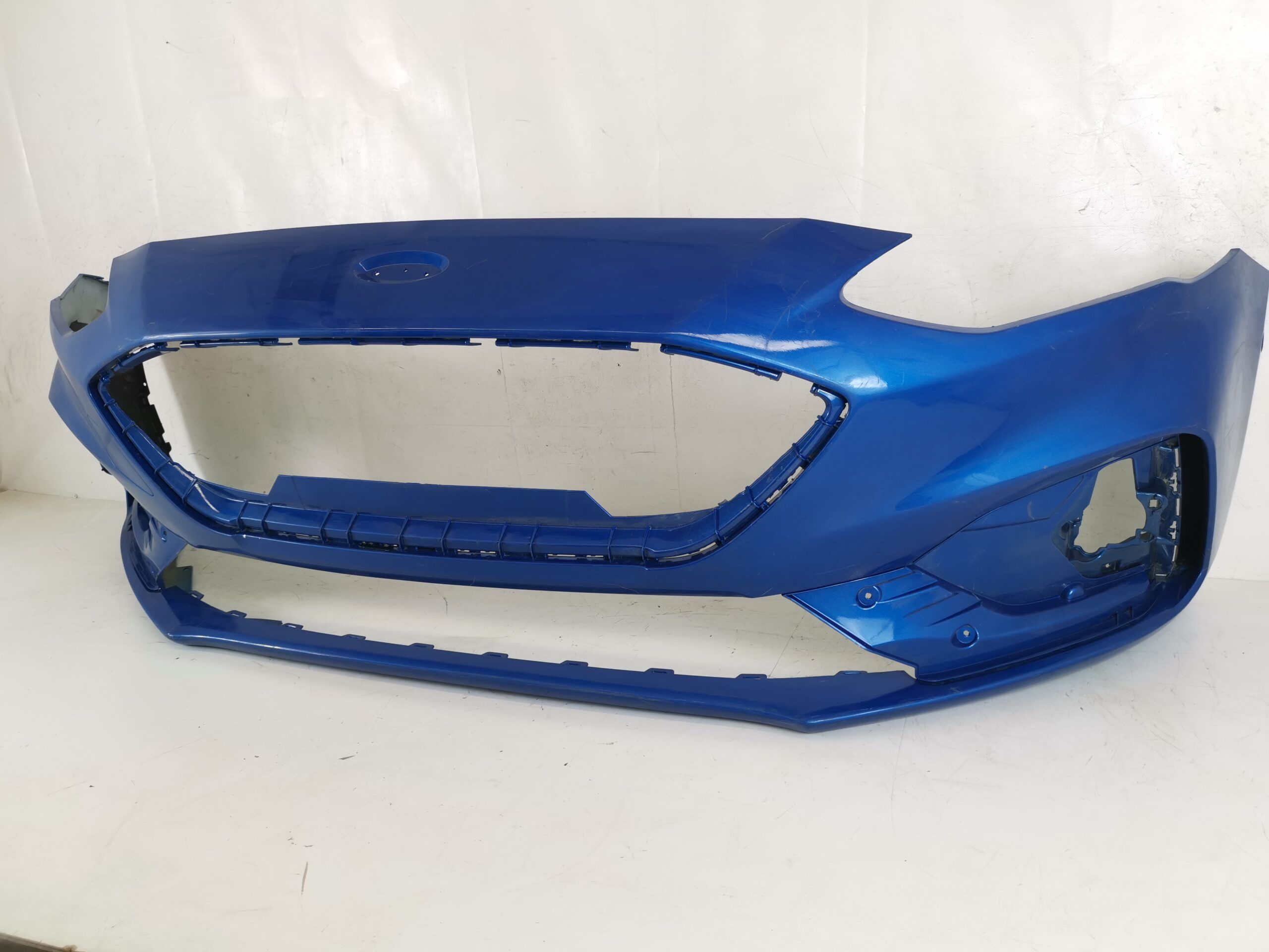 Предна броня / Bara Fata Ford Focus 4 generation [ - ] Оригинална и в