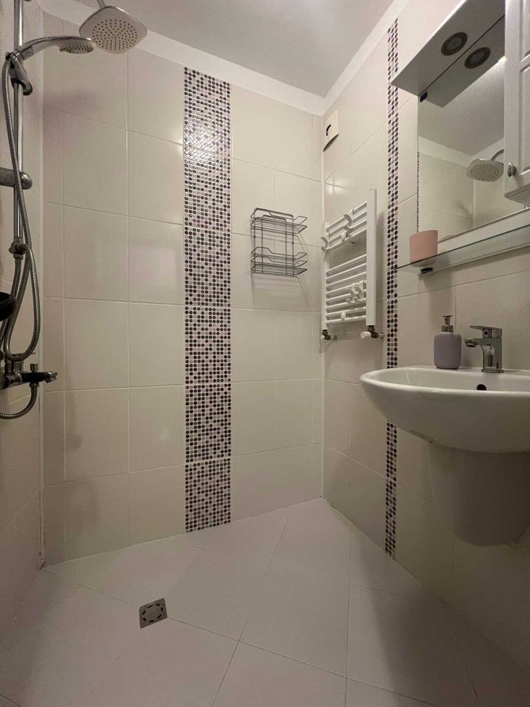 Дава се под наем Тристаен апартамент в София, Младост 4 - 76 кв.м за 650 € - Снимка #13