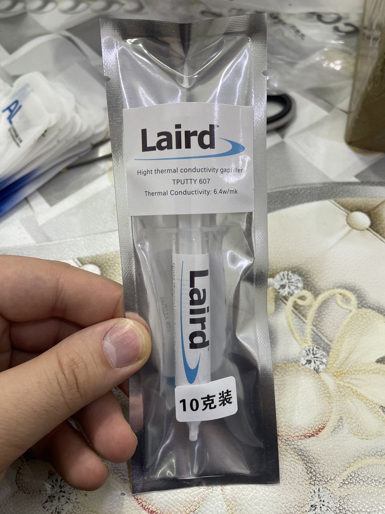 Жидкая термопрокладка 10гр Laird tputty 607