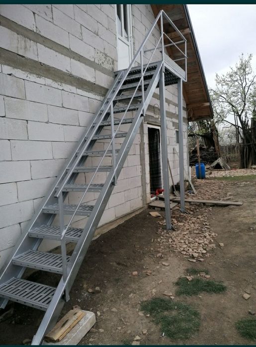 scarii metalice zincate exterioare și pentru incendii , platforme, pod
