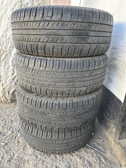 Продам шины 195/55/15 почти новые