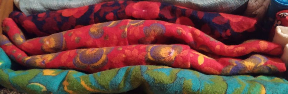 Продаю новые халаты байковые