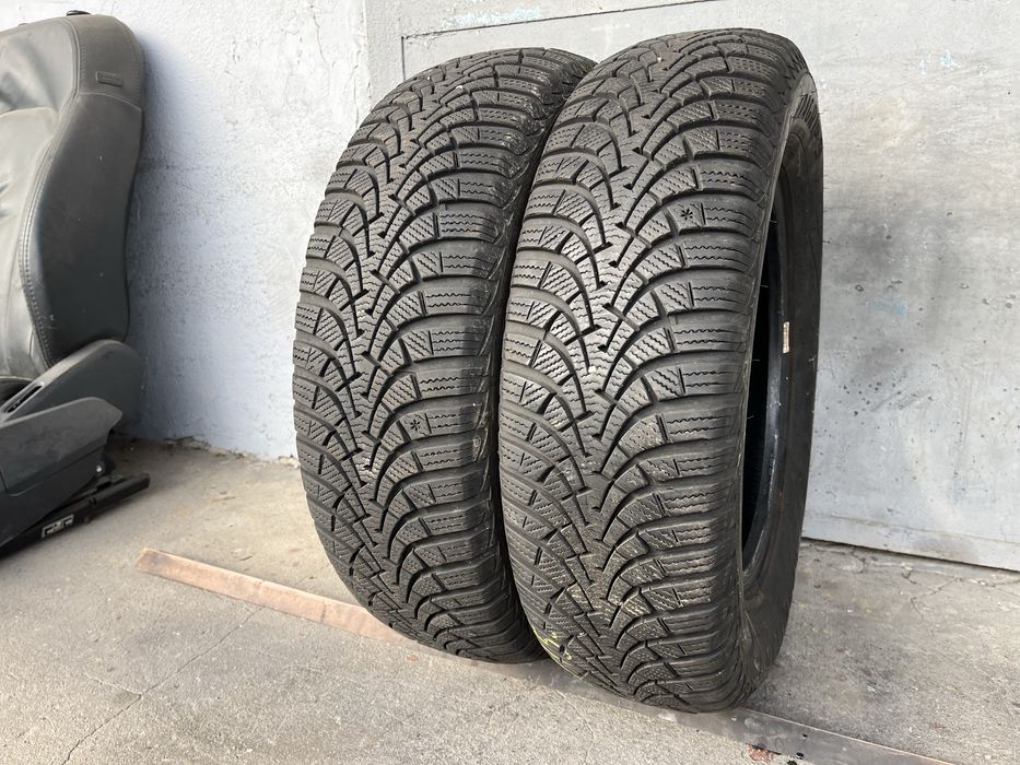 2 бр. зимни гуми 195/65/15 GoodYear 7 mm DOT 2318