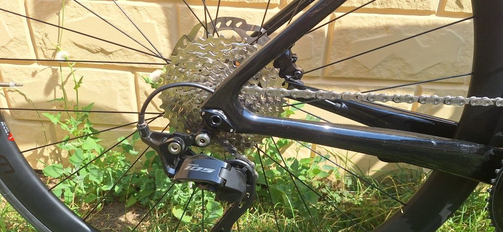 Cursiera Cannondale SuperSix Evo 2025 Carbon Disc Shimano 2x12