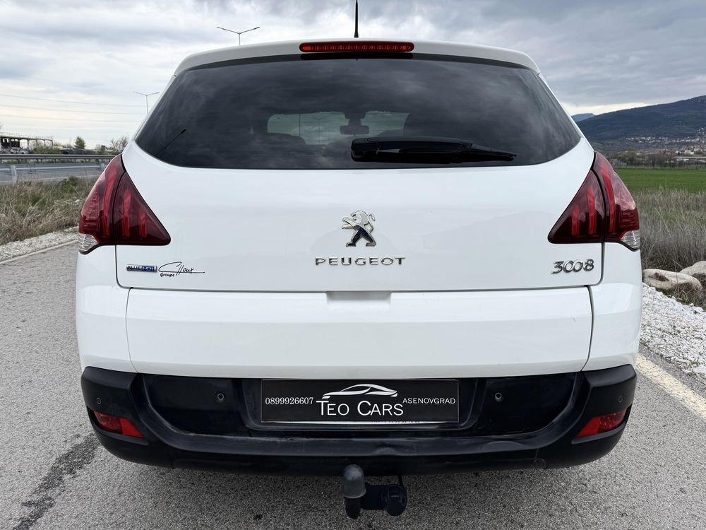 Peugeot 3008 1.6 HDI 120к.с 2015г.