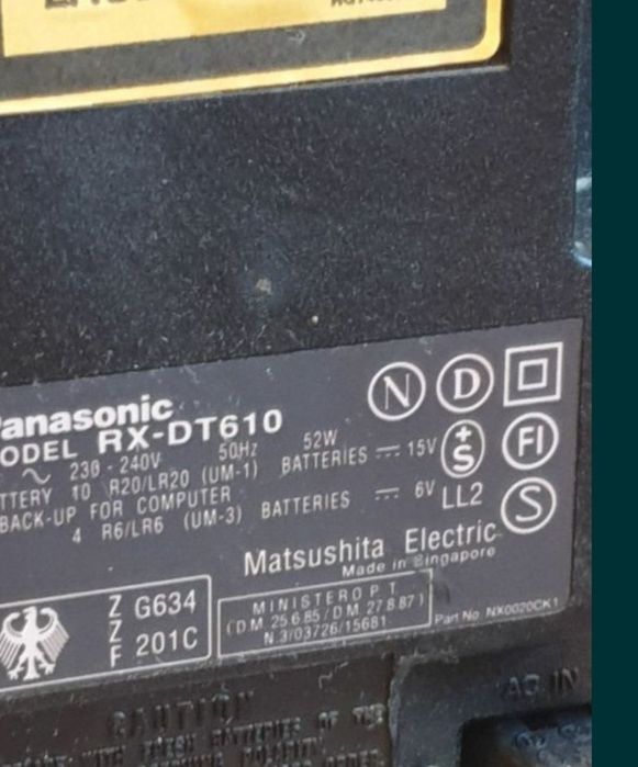 Radio-Casette Panasonic RX-DT610.