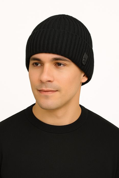 Shapka, shlyapa, bosh kiyim.