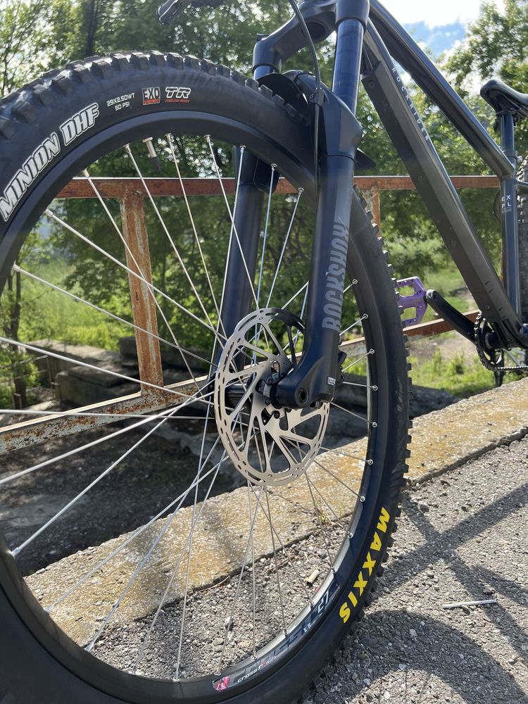 Bicicleta MTB EXPL500 29” Negru Modificat