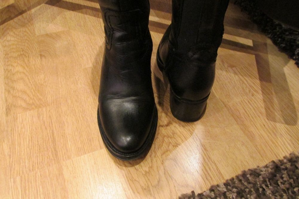 Cizme din piele naturala