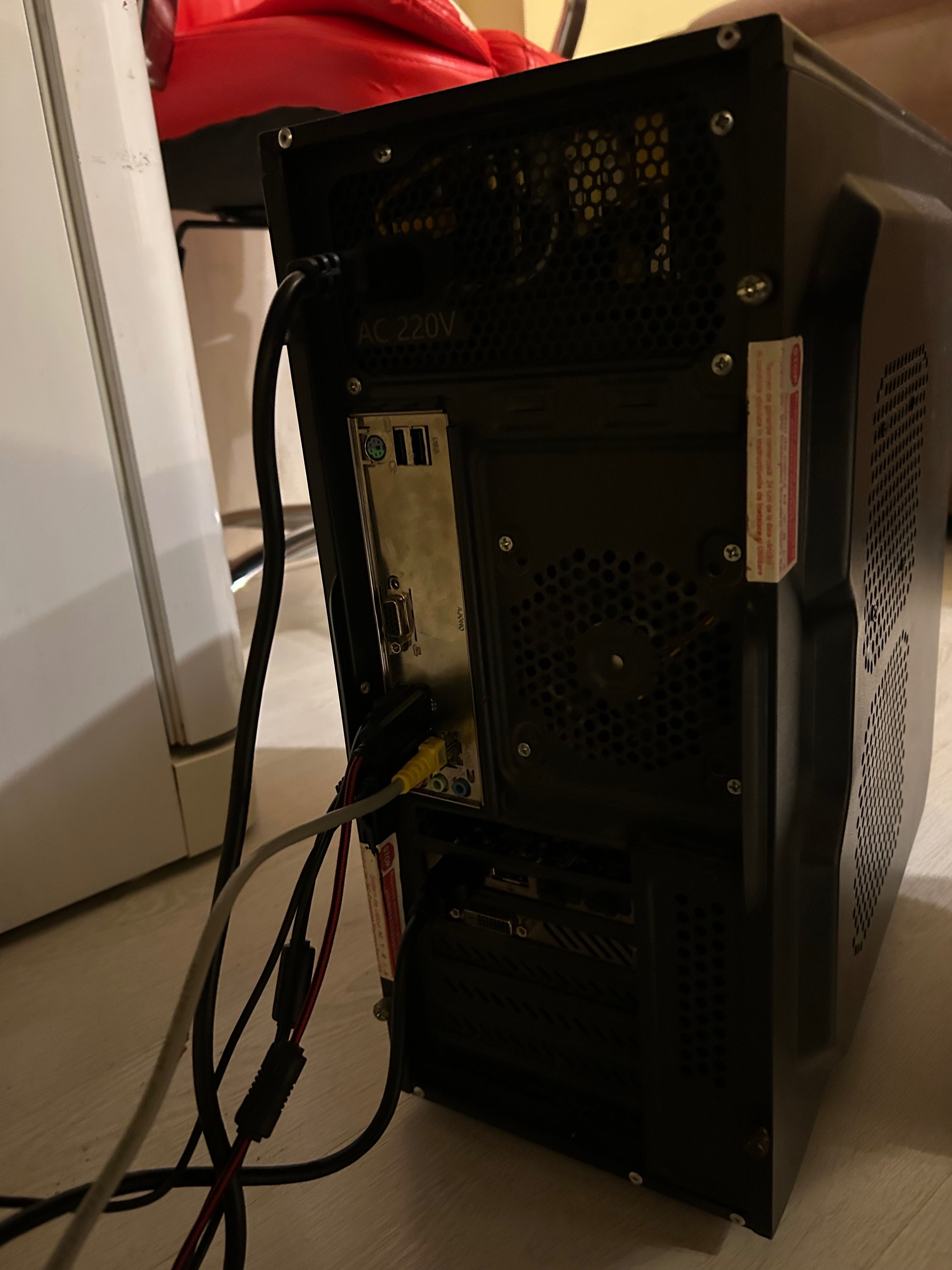 PC GAMING - Detalii in descriere!