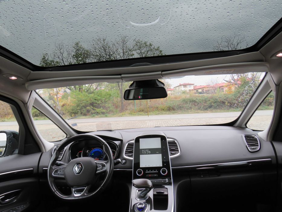 Renault Espace 7-Местен Keyless Panorama Head Up Full
