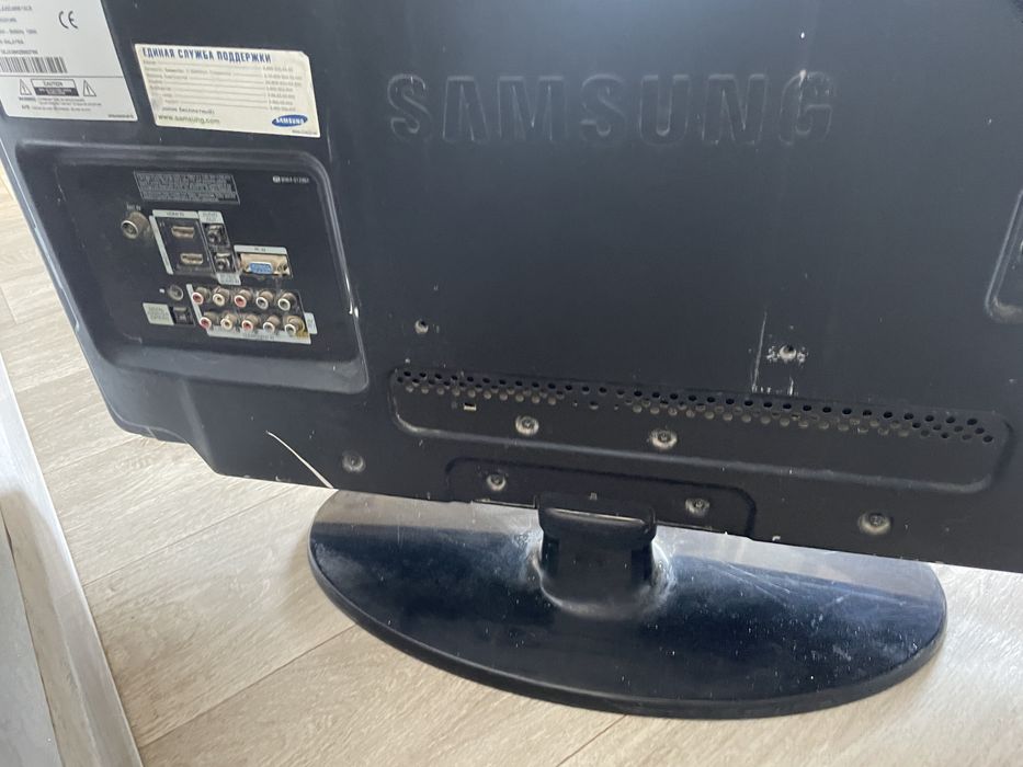 Телевизор samsung