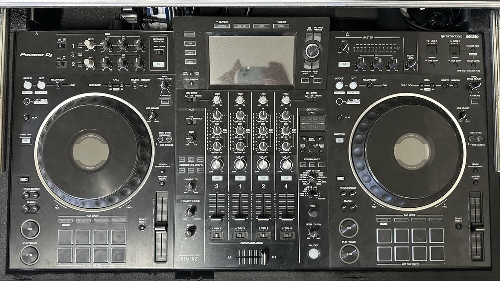 XDJ - XZ Pioneer ( Controller DJ )