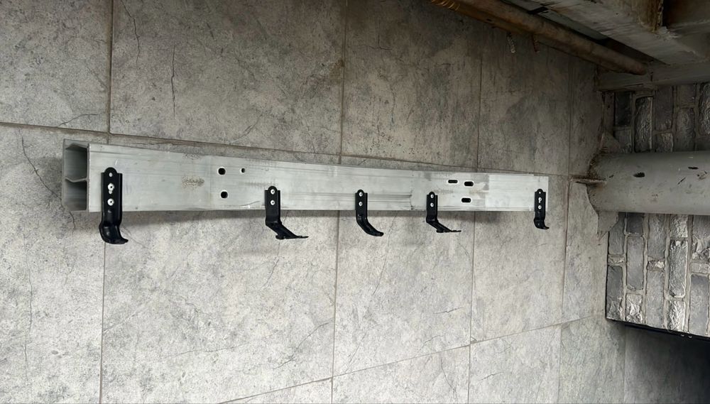 Усилитель переднего бампера Toyota Land Cruiser 200 |2016|2020