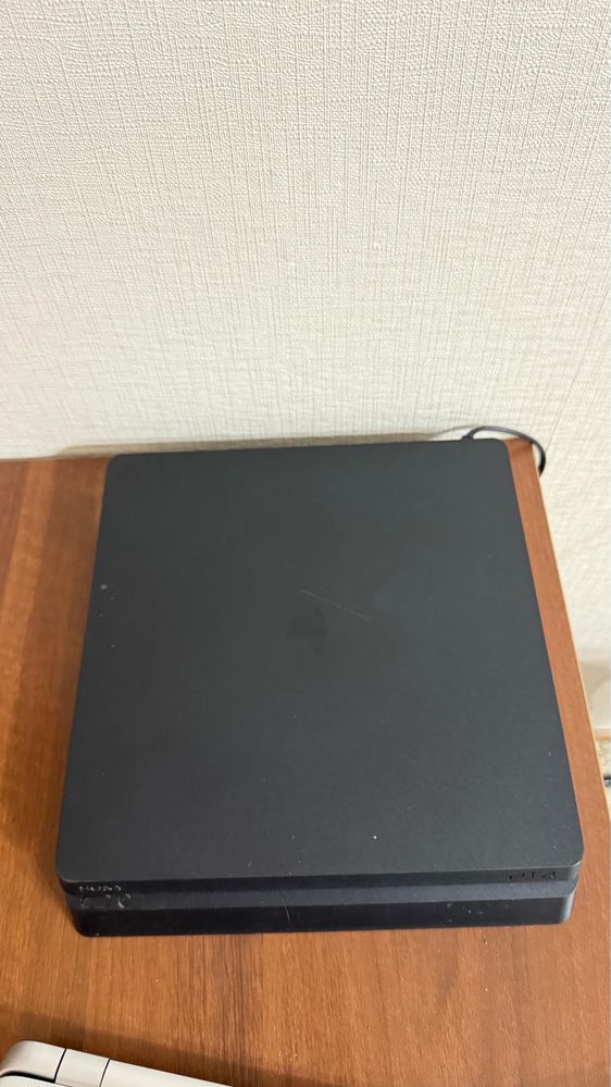 Продам пс 4 с играми