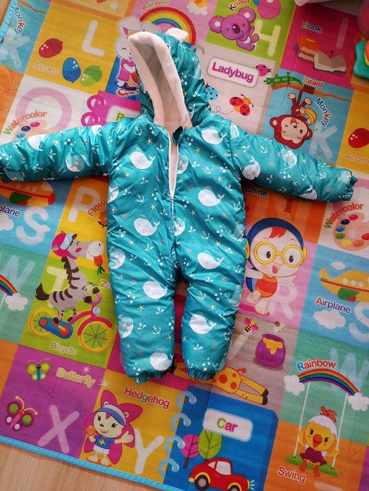 Продавам космонавт за момче