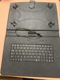 Husa cu tastatura pentru tableta de maxim 10inch