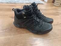Adidas terex gore tex
