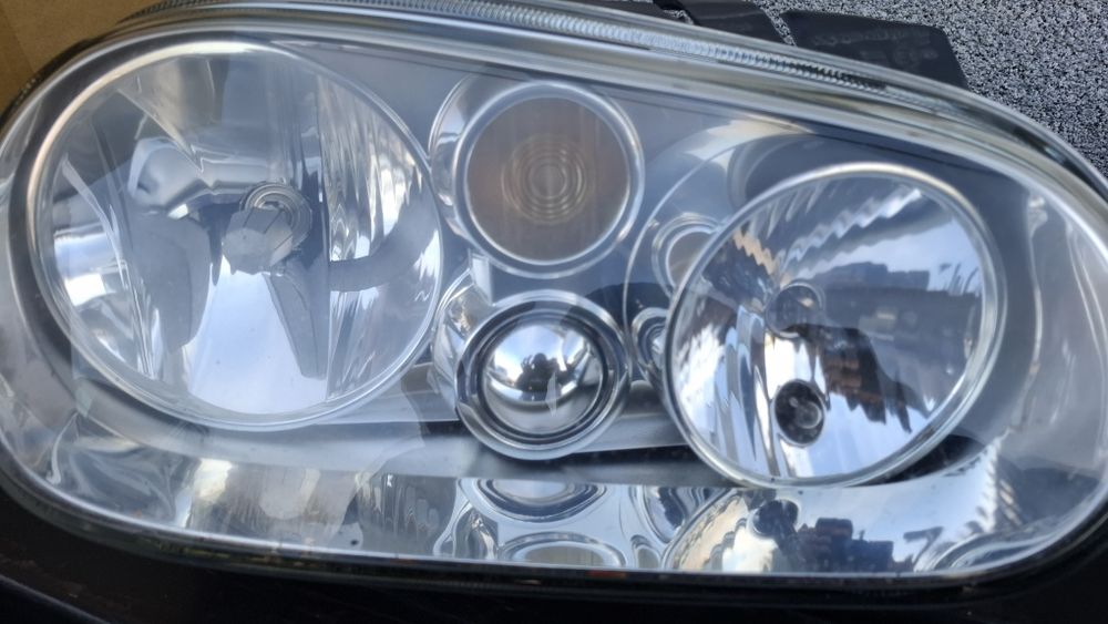 Фарове за Голф 4