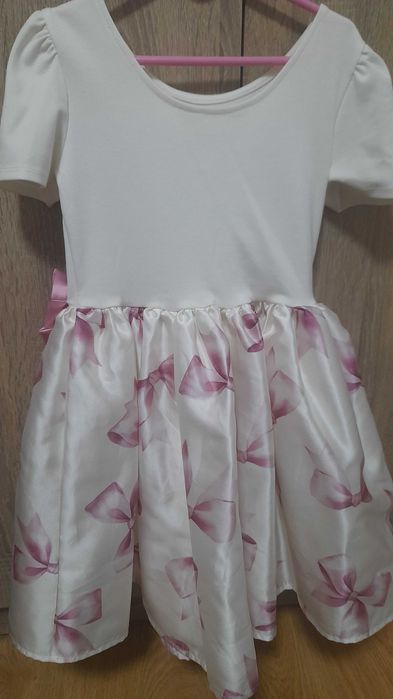 Детска рокля H&M 6-8 г.