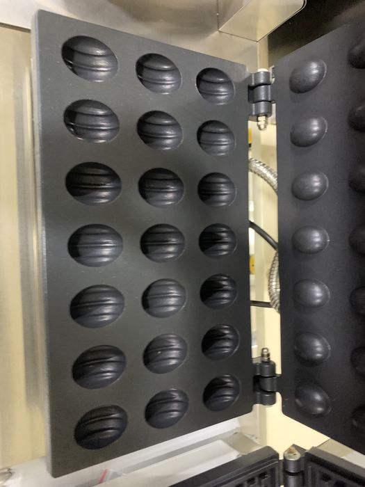 Орешница, орешки, Орешница вафельница для орешек