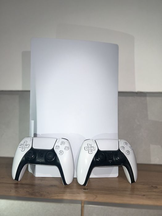 PlayStation5 с дисководом