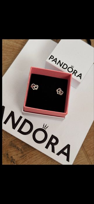 Пандора обеци Pandora