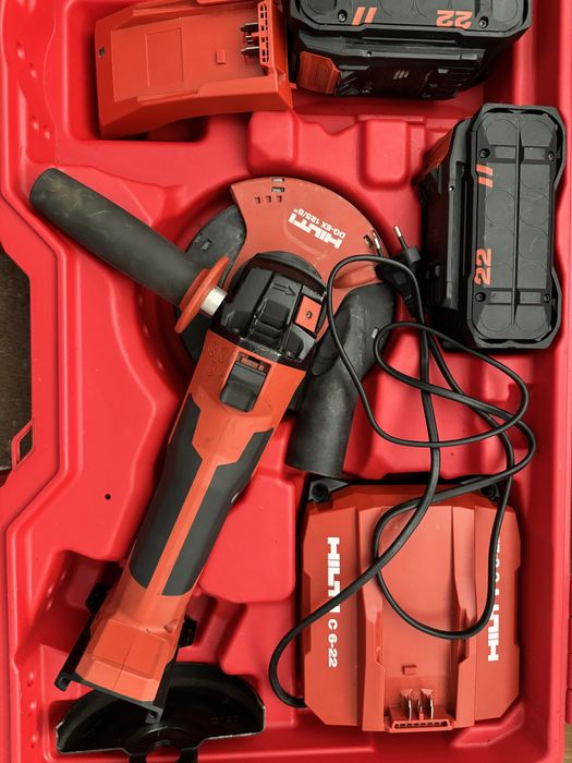 Polizor Hilti pe acumulatori