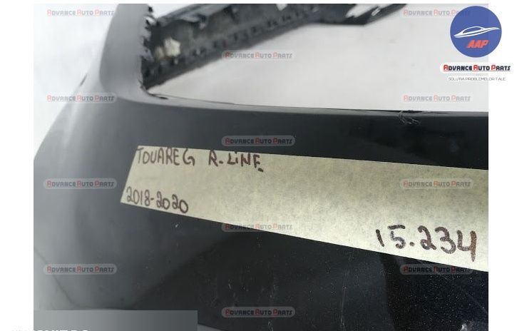 Предна броня / Bara Fata R Line оригинална със сензори и миещи устройс