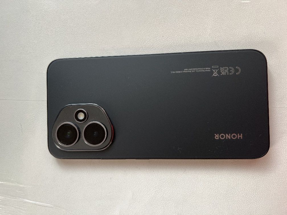 Honor 400 5g 8/256 Срочно продаётся