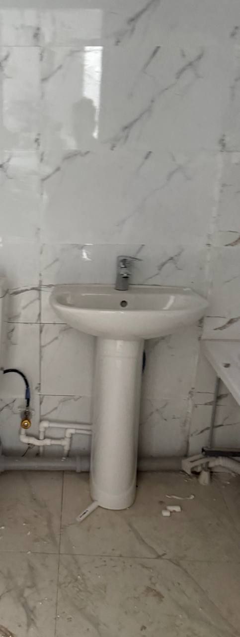 Sandiq, rakovina, televizor