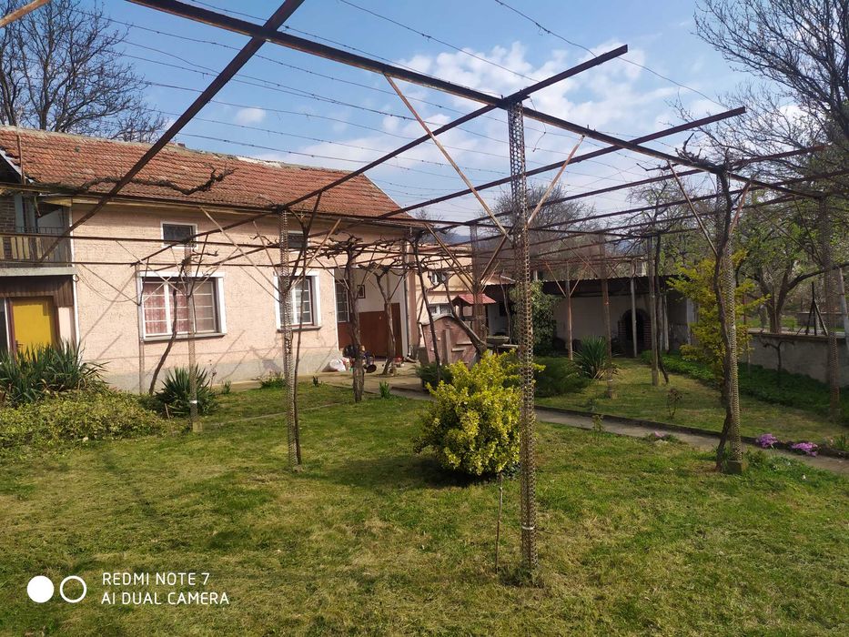 Продава къща в с. Голямо Дряново, Община Казанлък