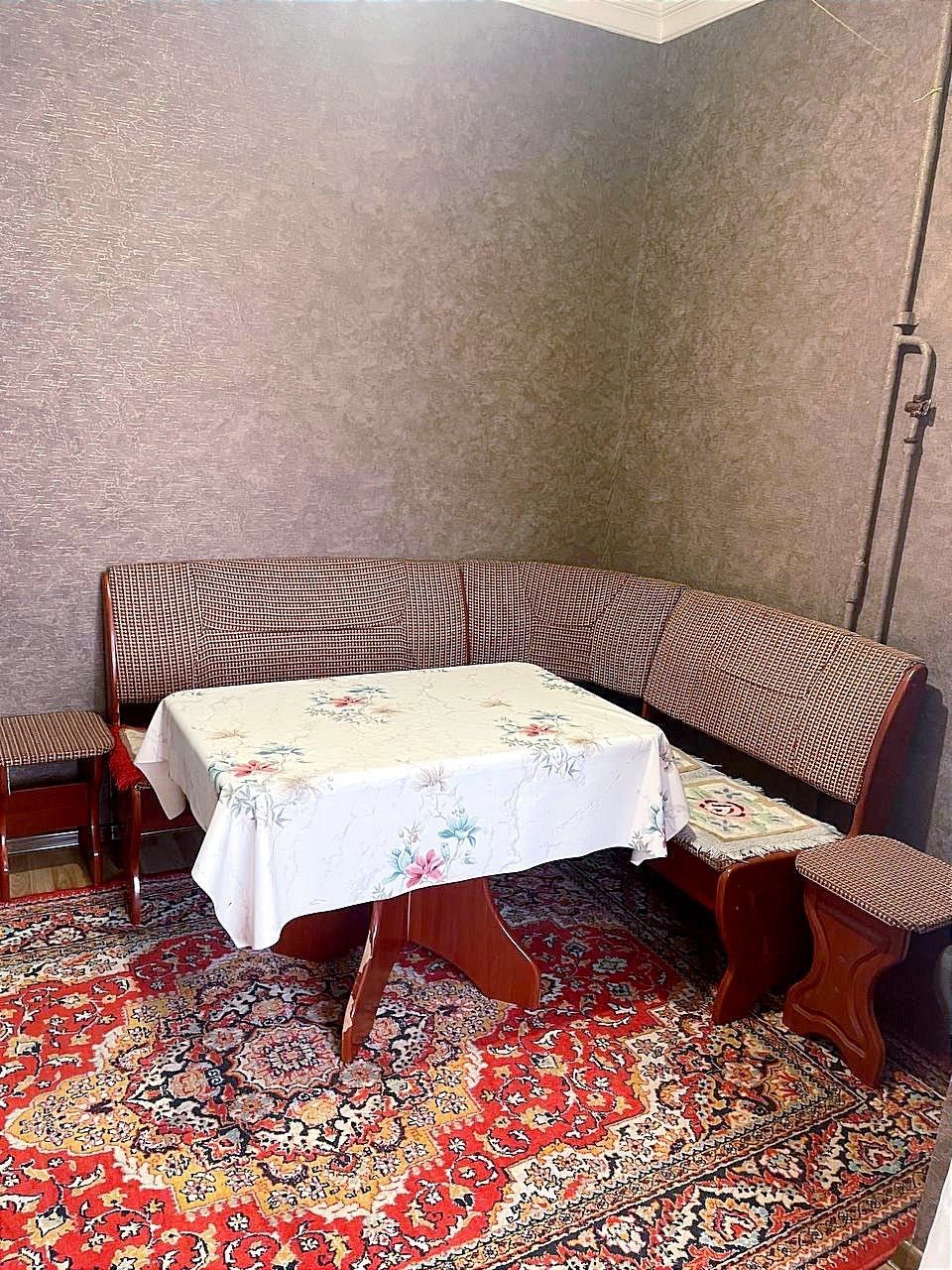 Yakkasaroy next savdo markazi oldida arenda kvartira