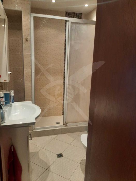 Продава се Тристаен апартамент в Варна, Галата - 120 кв.м за 1650 €/кв.м - Снимка #15