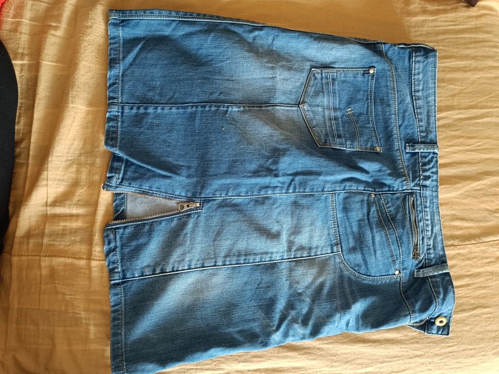 Vand fusta blugi noua miss sexy mărime xl42,44