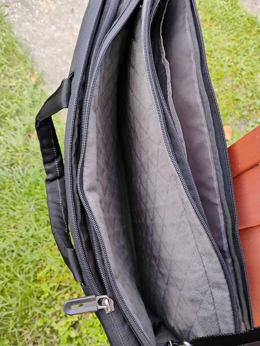 Geanta laptop DELL - 17 " - bonus cablu securizare laptop