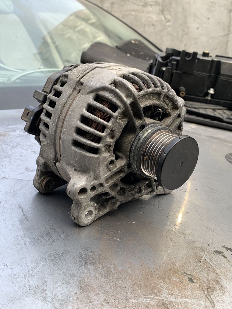 Alternator 2.0 TDI cod motor CAG 03G 903 016 E (Audi,VW,Seat,Skoda)