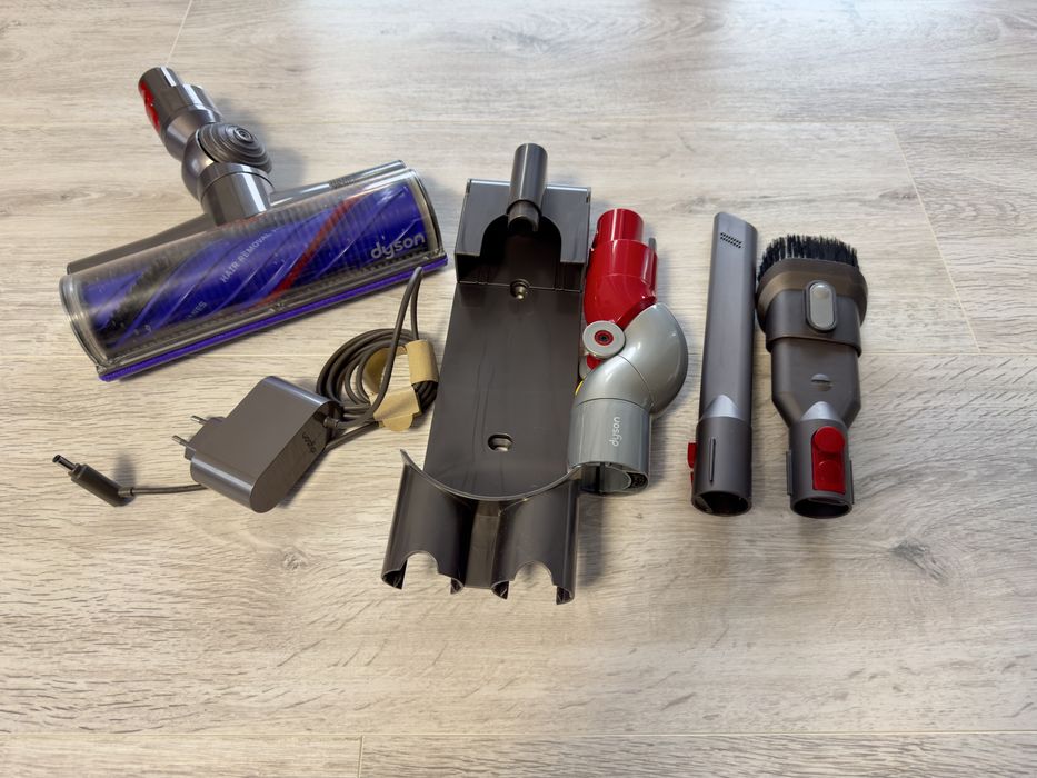 Dyson V8 Total Clean