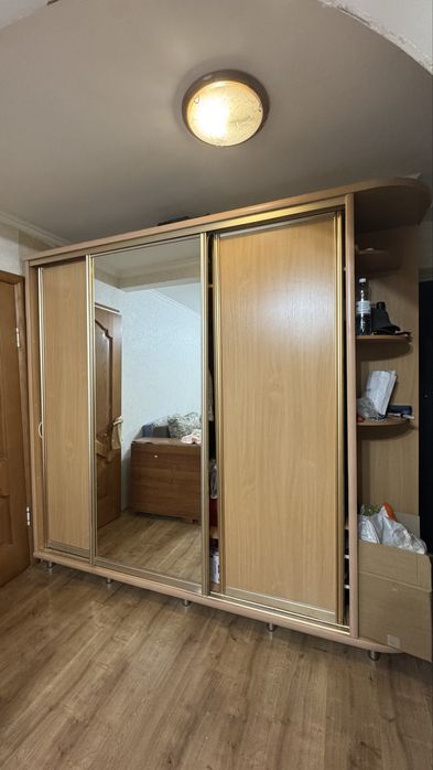 Продается прихожая