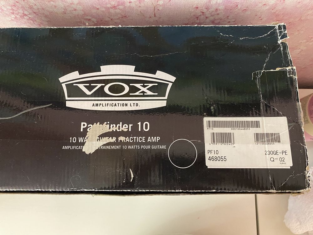 Комбоусилитель VOX в отличном состоянии, упакованный