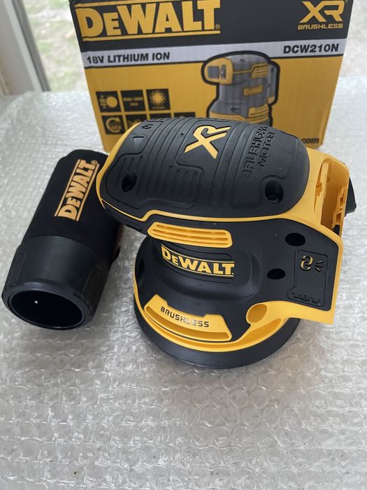 DeWALT DCW 210N XR. Slefuitor Orbital /(CZECH REPUBLIC.) Original Nou!