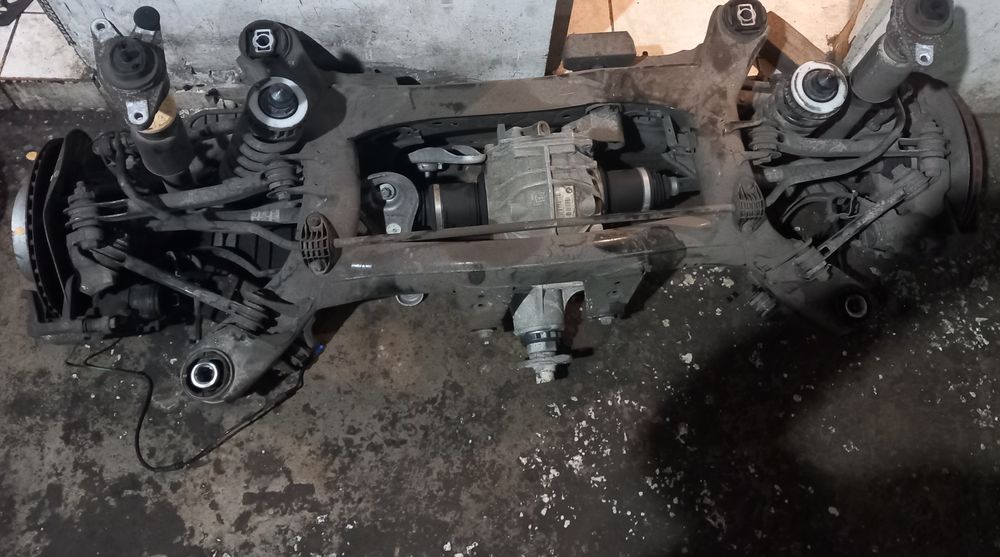 Punte spate completa grup amortizoare brat fuzeta spate BMW G20 G21