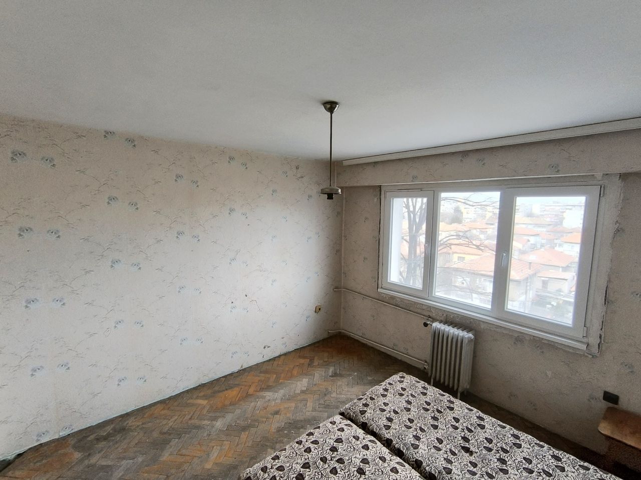 Продава се Тристаен апартамент в Русе, Родина 2 - 80 кв.м за 1161 €/кв.м - Снимка #3