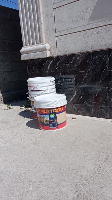 Продаются ведра под травертина