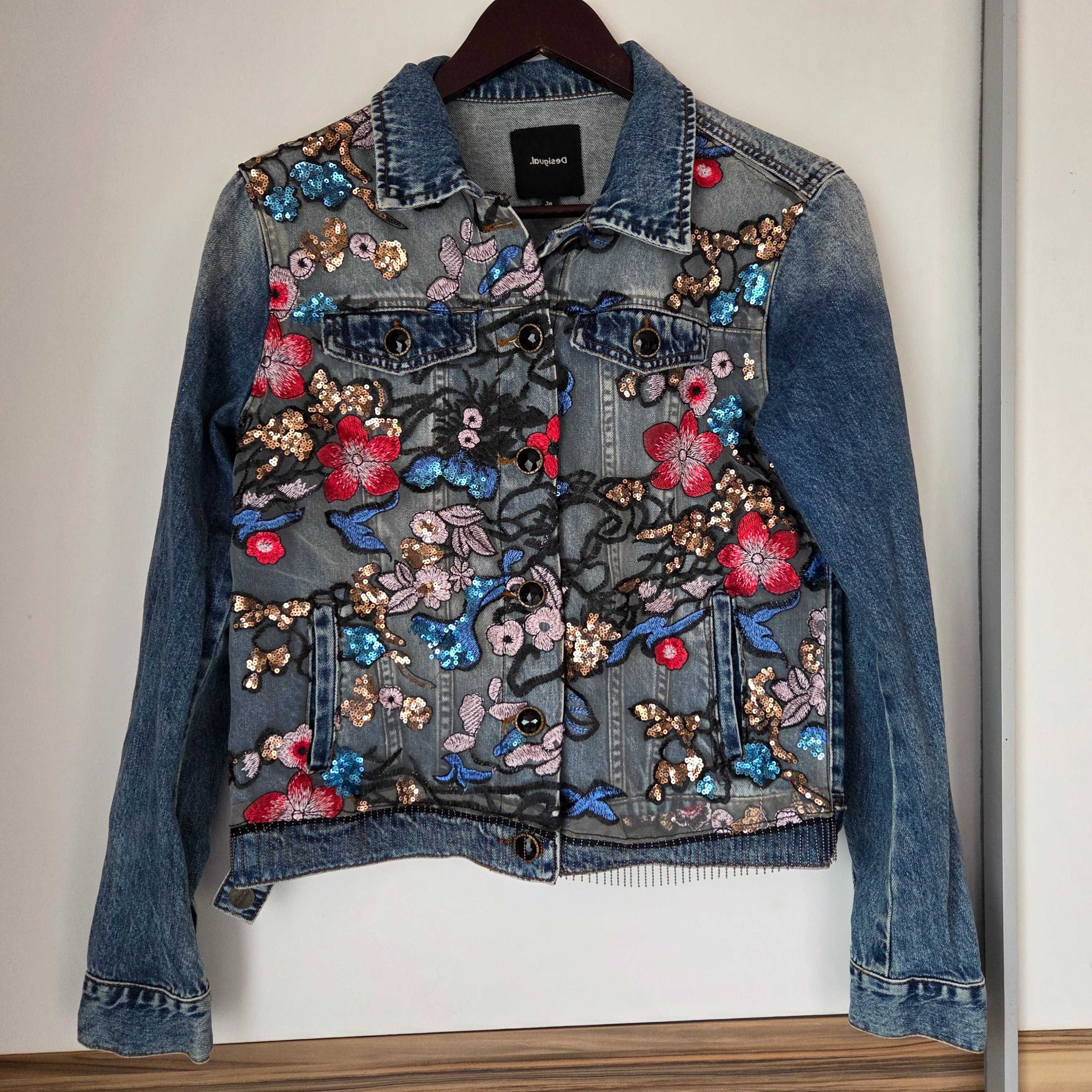 Дънково яке Desigual