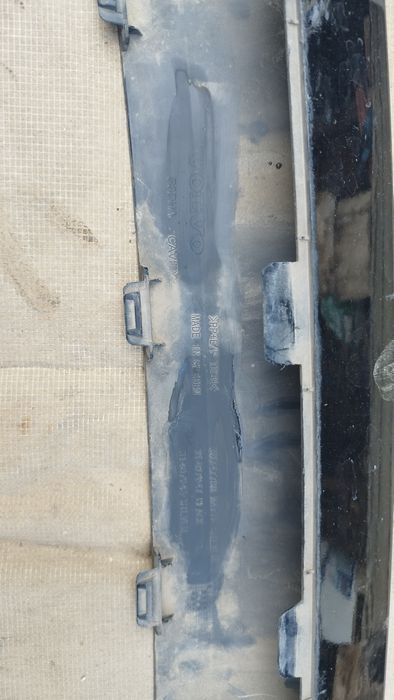 Ornament fusta bara fata Volvo xc40