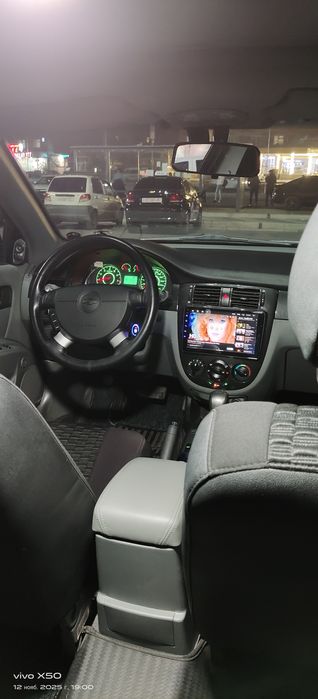 Srochno jentra sotiladi 14500$ probeg 27000 kraska toza 100%