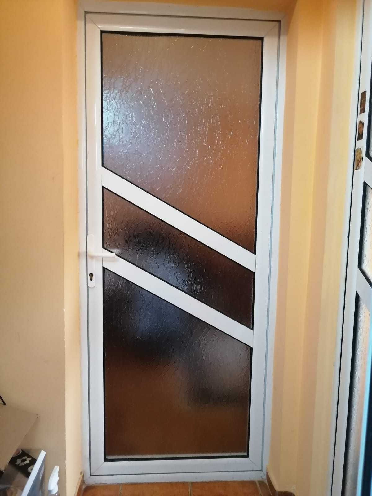 Usi interior aluminiu 450 RON /buc